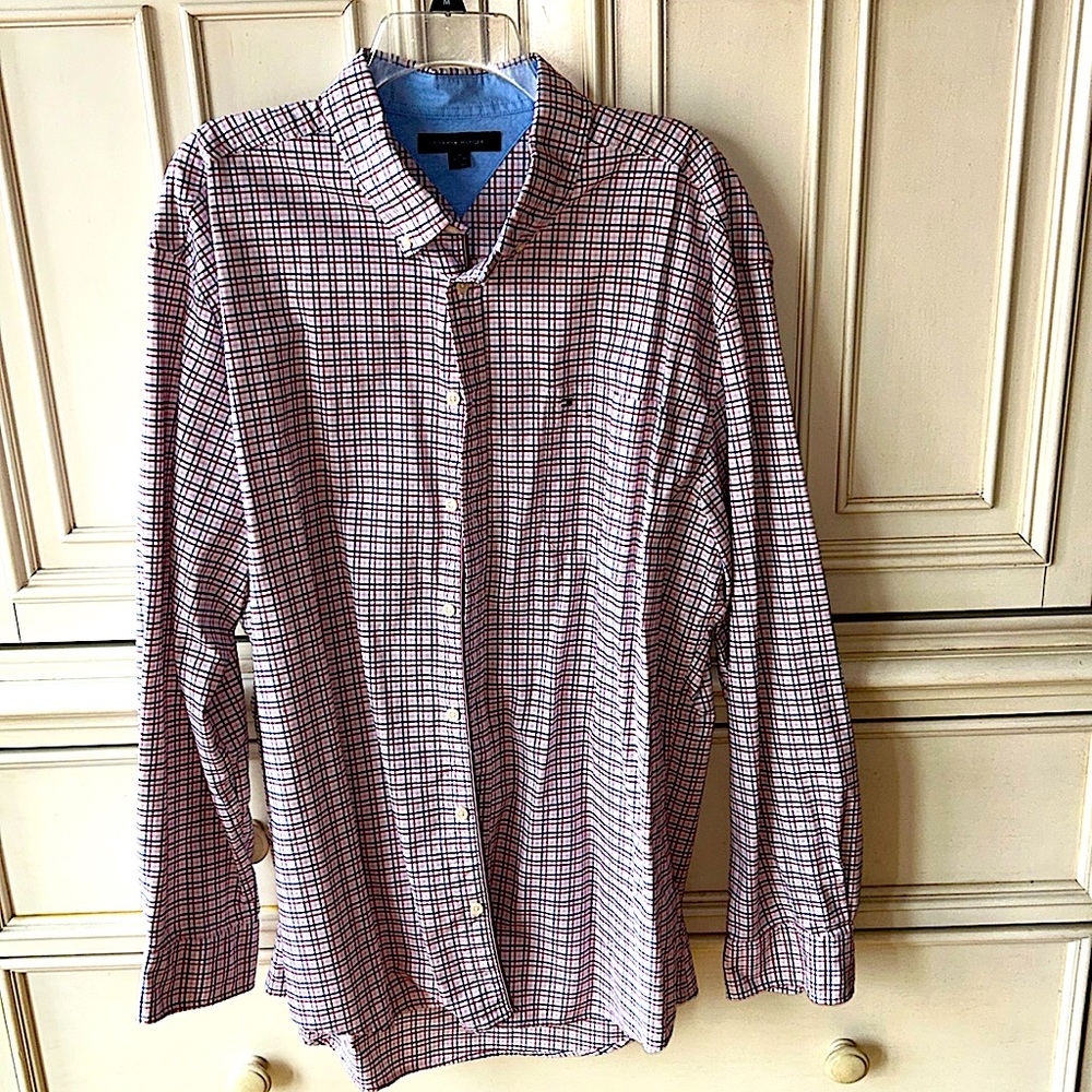 Men’s Tommy Hilfiger NWOT Dress Shirt Size 2XL